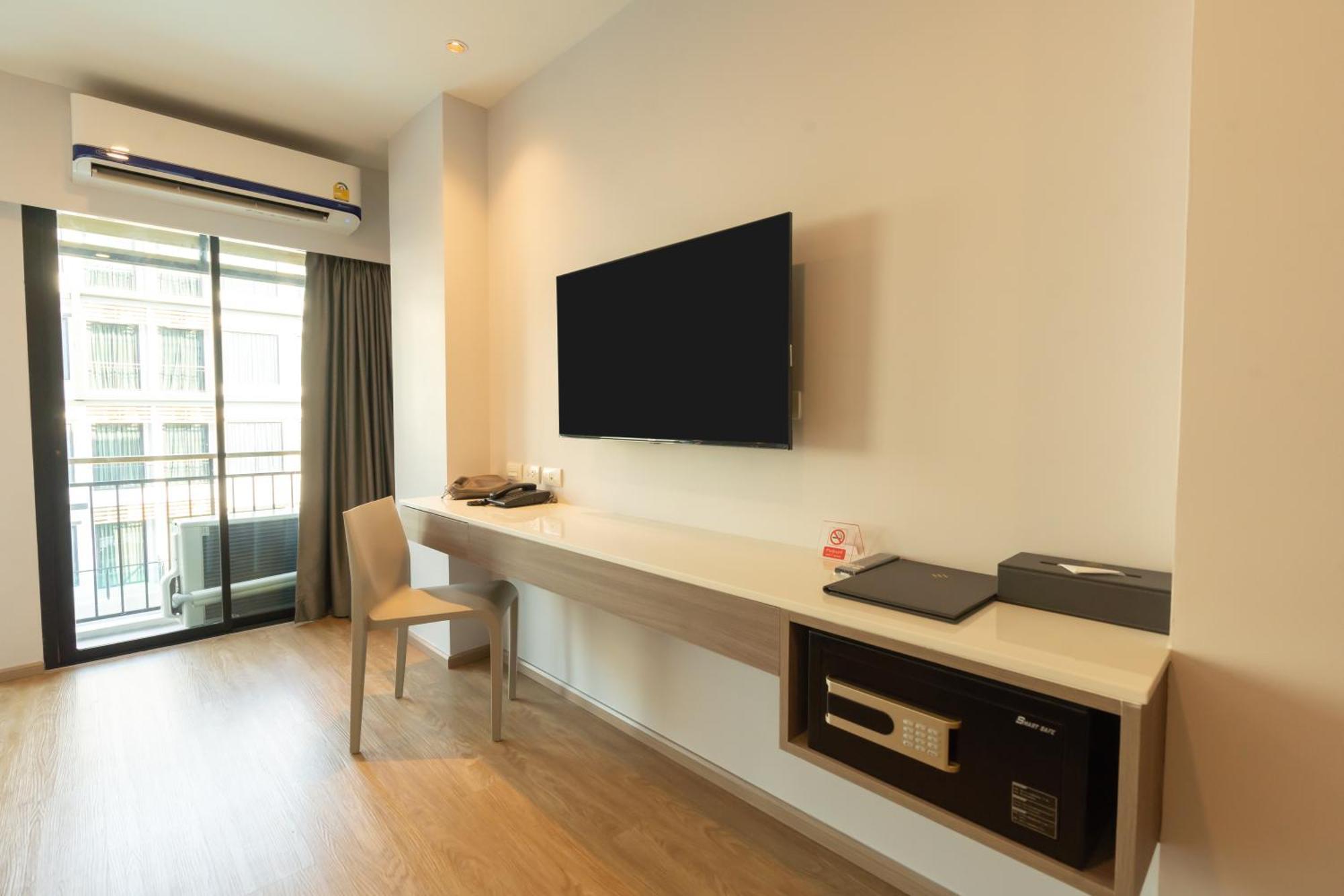 Crystal Srivaree Suvarnabhumi Hotel Ban Khlong Bang Krathiam Exterior foto