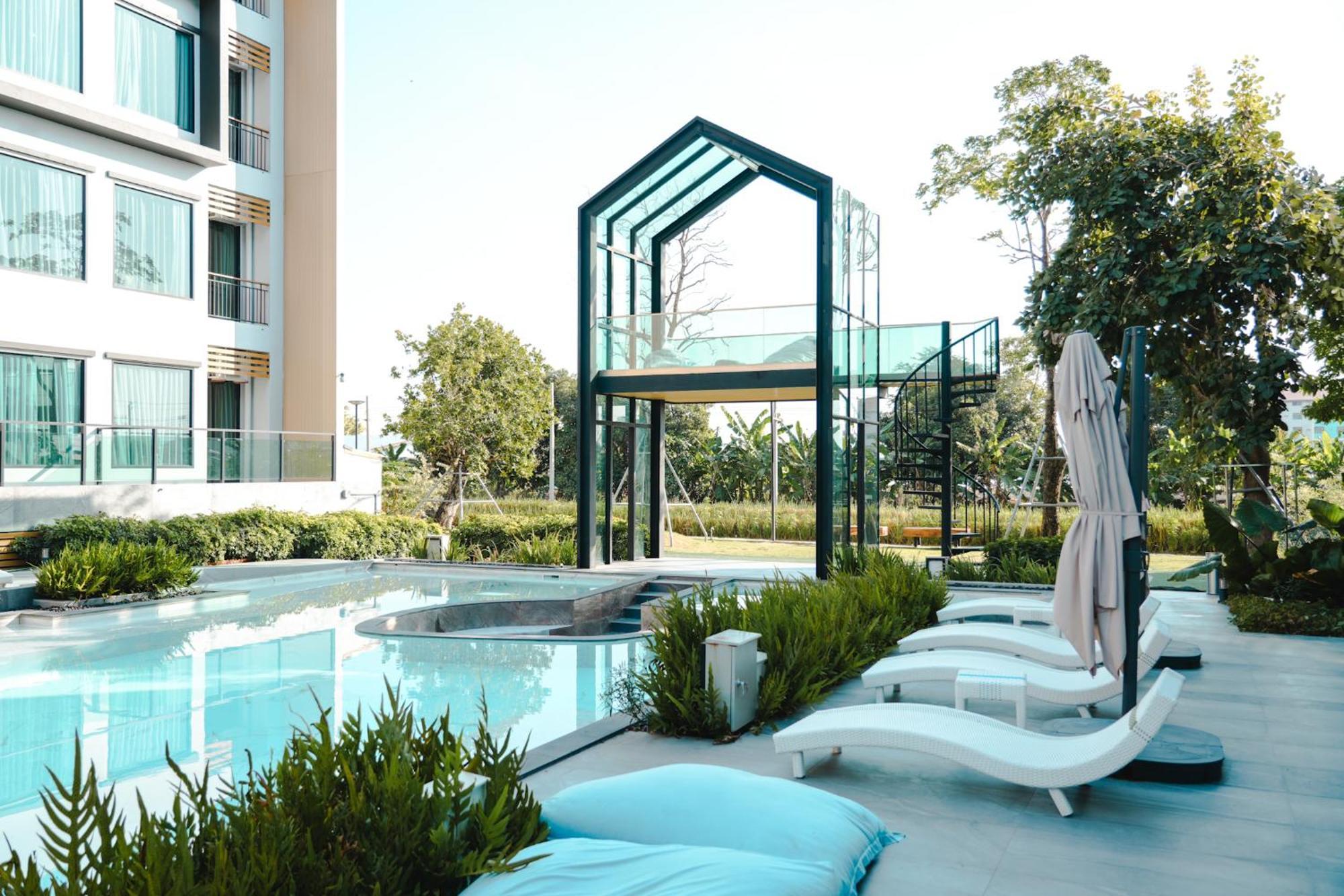 Crystal Srivaree Suvarnabhumi Hotel Ban Khlong Bang Krathiam Exterior foto